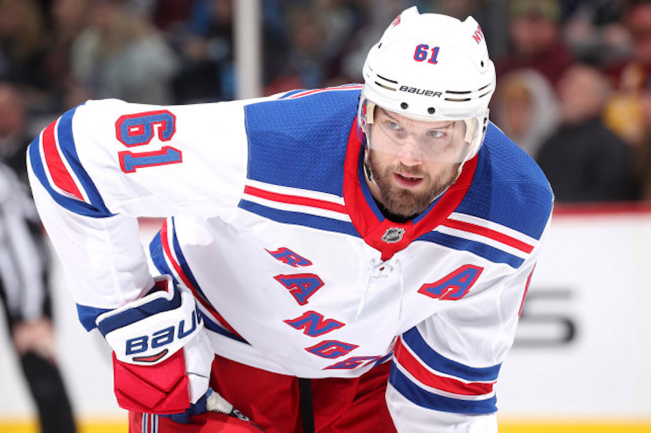 15 year NHL veteran Rick Nash has decided to hang up his skates due to concussion-related symptoms.