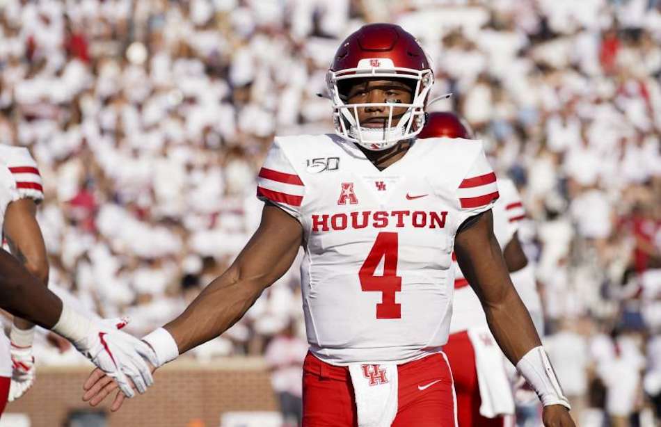 University of Houston stars D'Eriq King and Keith Corbin have decided to redshirt and sit out the remainder of the season.