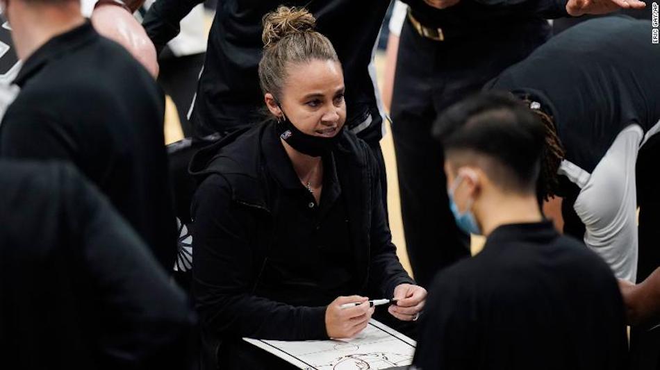 Spurs' coach Becky Hammon broke glass ceilings for all women last night when she served as San Antonio's head coach. She is the first female to coach in a major U.S. sports league.
