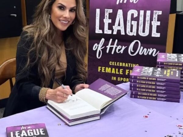 Trailblazer Bonnie-Jill Laflin chats once again with Sports As Told By A Girl to discuss her latest project "In A League of Her Own". She discusses the women of the past who opened so many doors and the women of the present pushing those boundaries further.
